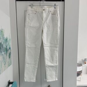White House Black Market Women's White Boyfriend Jeans